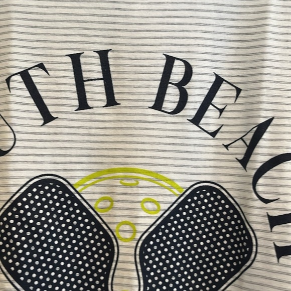 Green Envelope brand size S pullover Tshirt- NWT - Picture 4 of 6